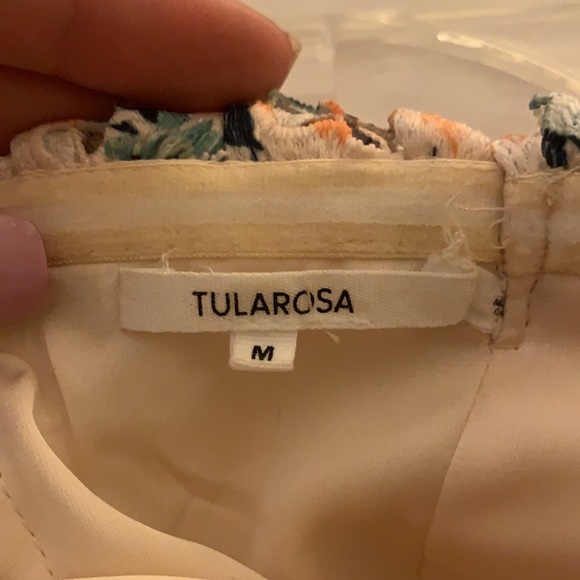 Off the shoulder Tularosa Size Medium Top - Picture 3 of 4